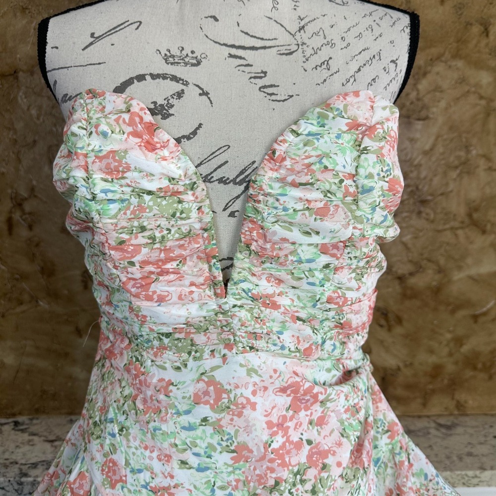 Selfie Leslie Dress Medium Ruffle Tiered Ruched Strapless Floral Pink Cottage - Picture 4 of 12